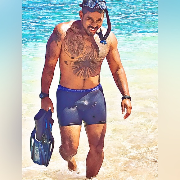 Hi folks! Glad you could tap in and check out the deals. - Picture 5 of 5